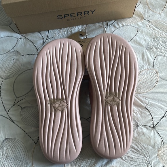 Sperry Windward thong blush women’s size 8 flip flops IOB. - Picture 2 of 10